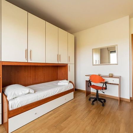 Milano Rogoredo Apt With Terrace! Apartment Екстериор снимка