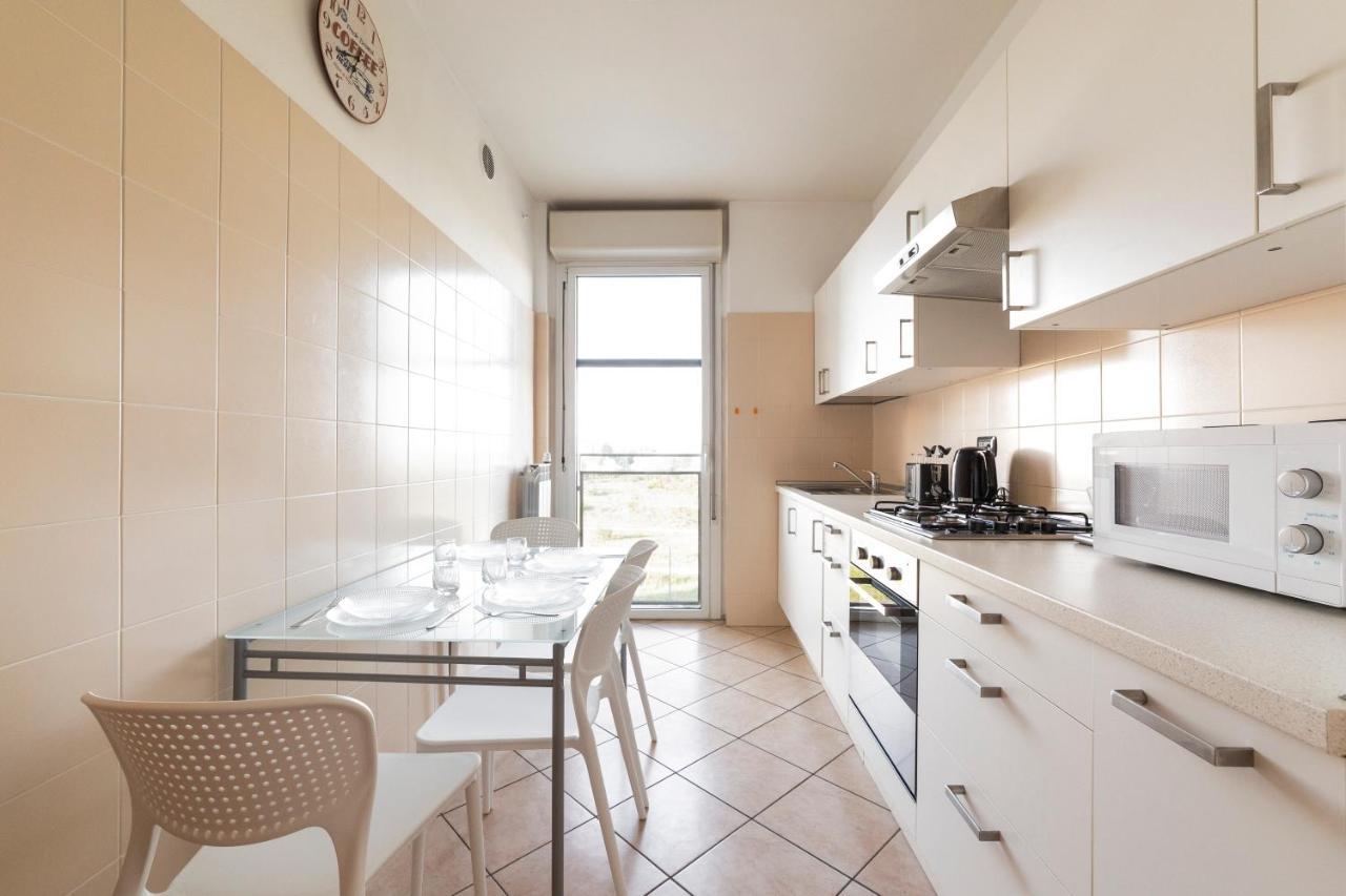 Milano Rogoredo Apt With Terrace! Apartment Екстериор снимка