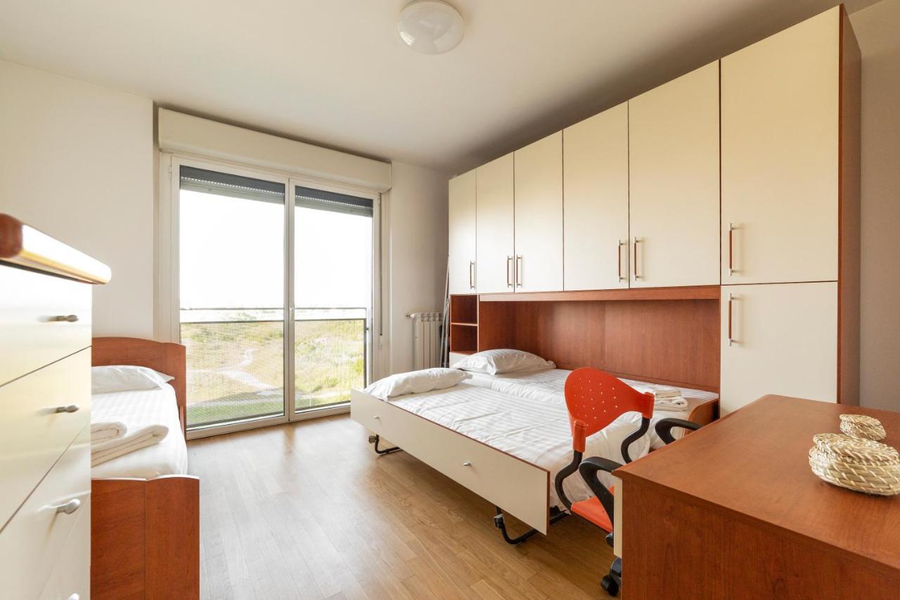 Milano Rogoredo Apt With Terrace! Apartment Екстериор снимка