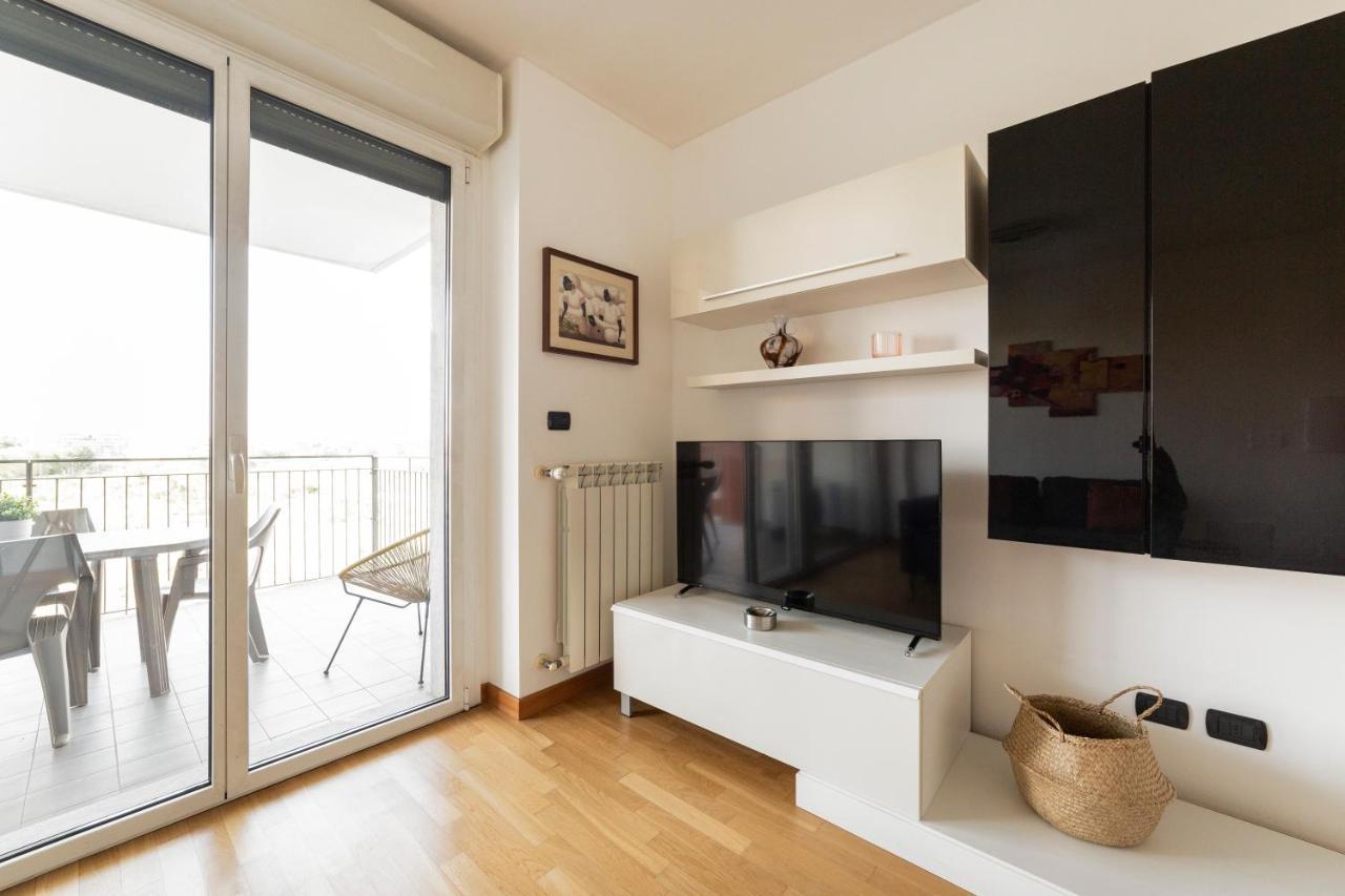 Milano Rogoredo Apt With Terrace! Apartment Екстериор снимка